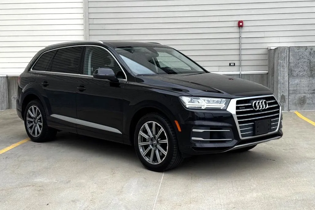 2019 Audi Q7 3.0 Premium Plus photo 1