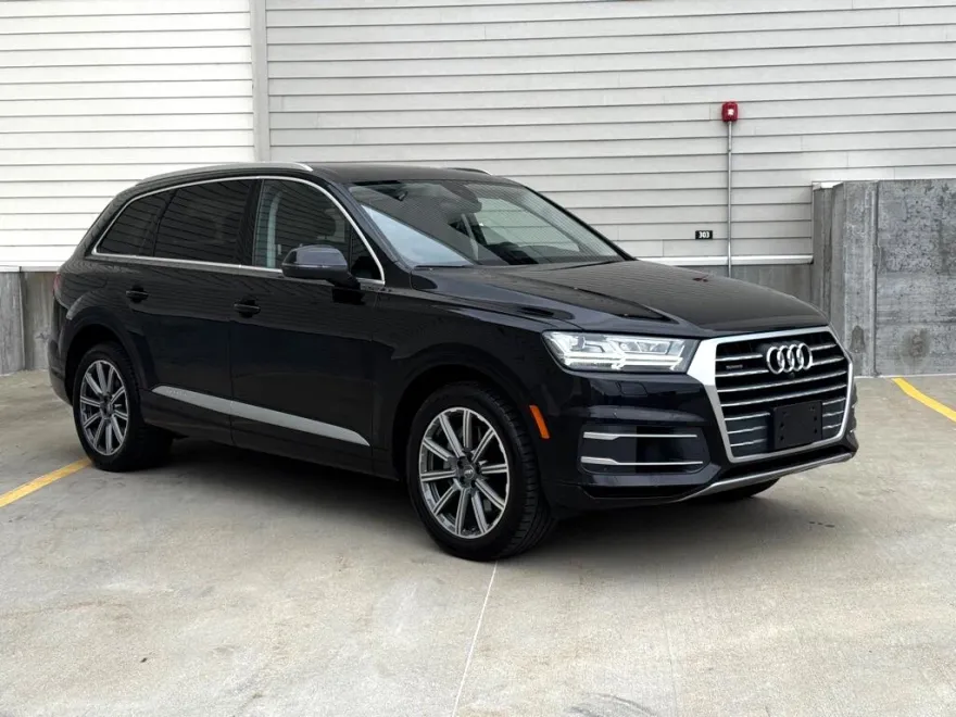 2019 Audi Q7 3.0 Premium Plus photo 1