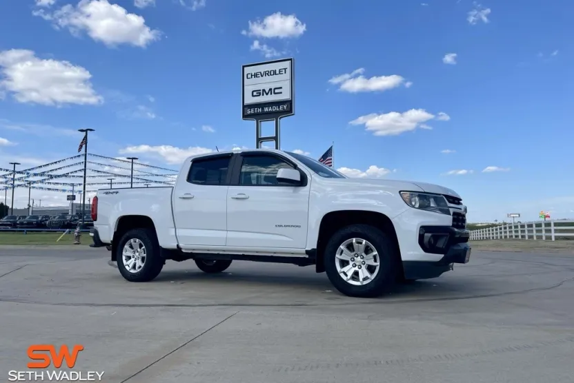 2021 Chevrolet Colorado LT photo 1
