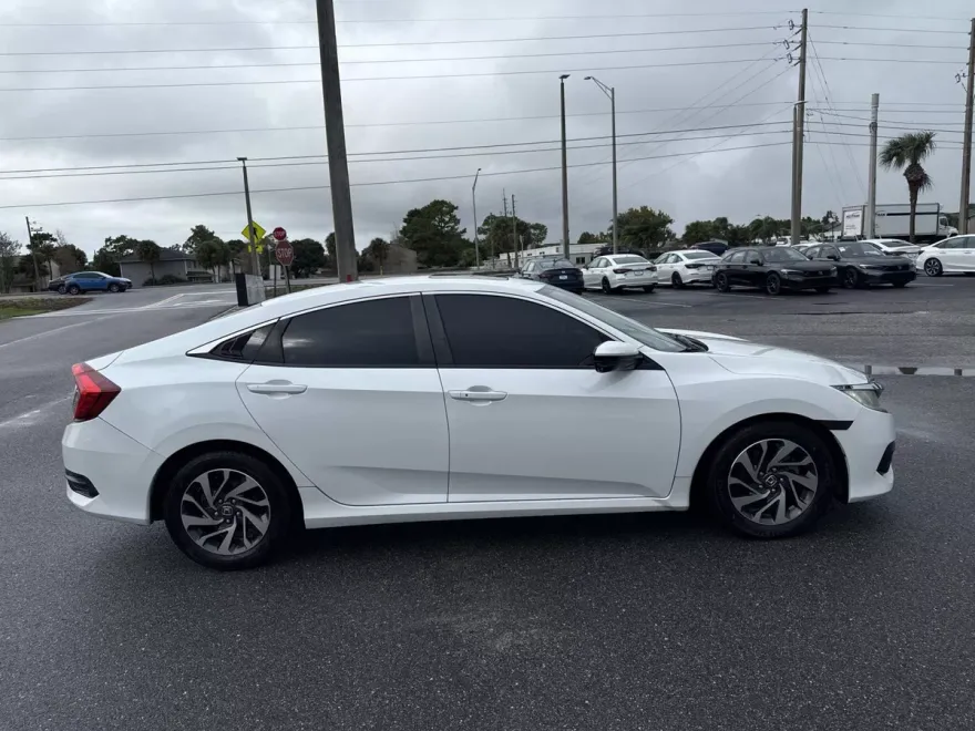 2016 Honda Civic EX photo 1