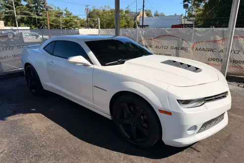 2014 Chevrolet Camaro SS Coupe photo 2