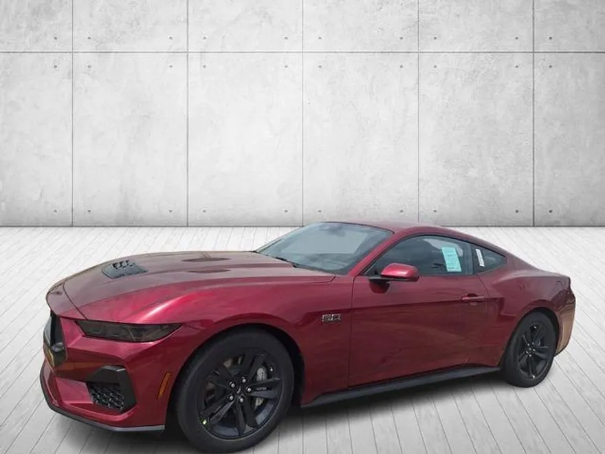 2025 Ford Mustang GT photo 1