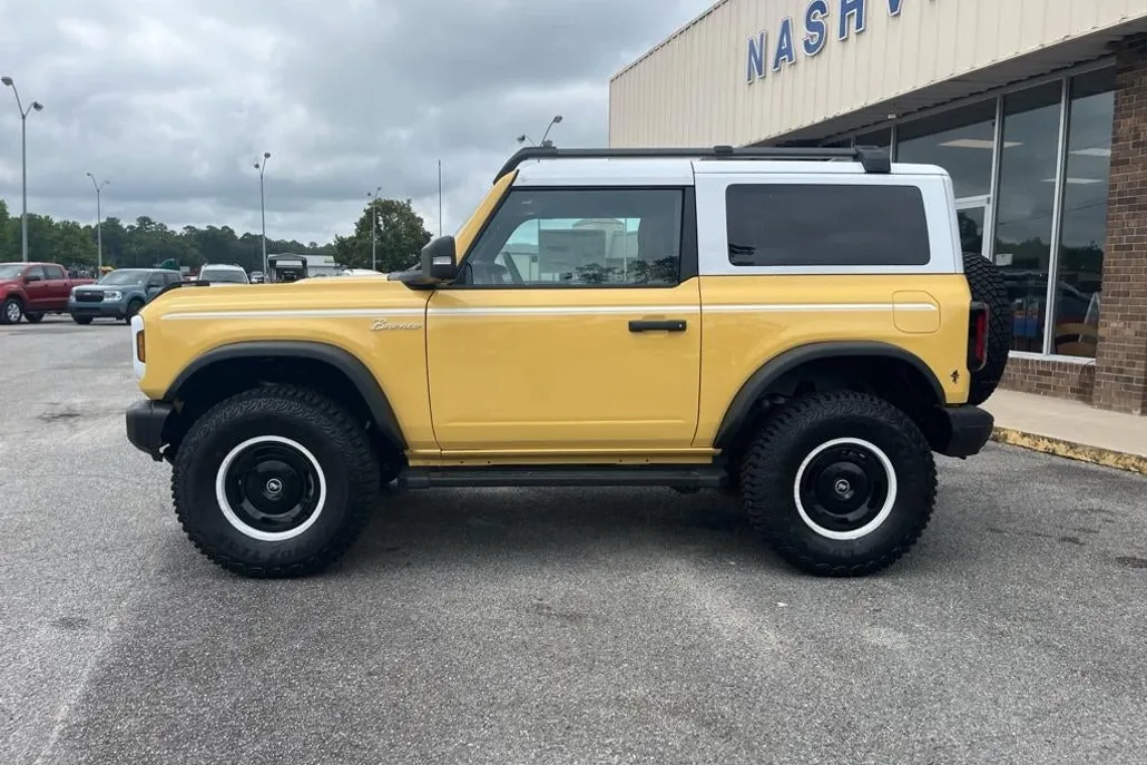2024 Ford Bronco Heritage Limited First Edition photo 1
