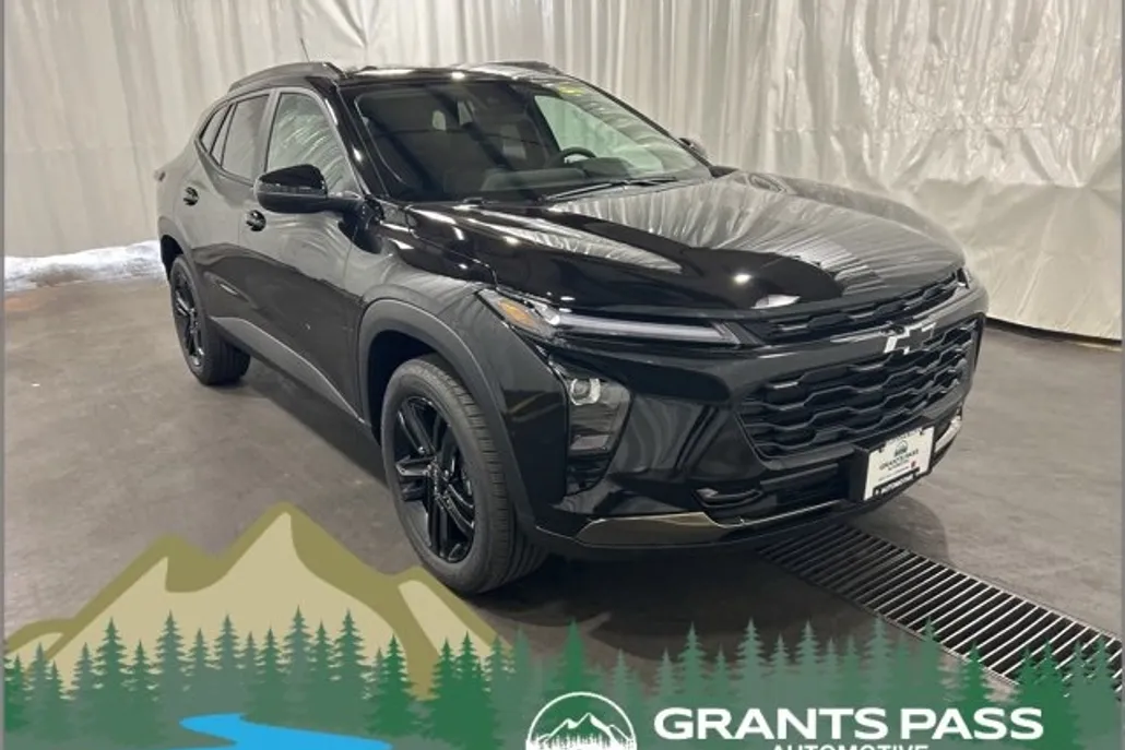 2025 Chevrolet Trax ACTIV photo 1