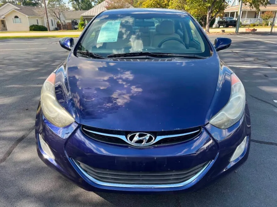 2013 Hyundai Elantra GLS photo 1
