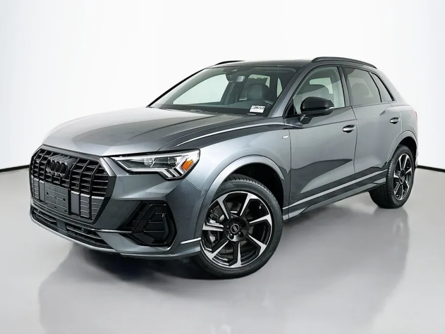 2025 Audi Q3 S line Premium Plus photo 1
