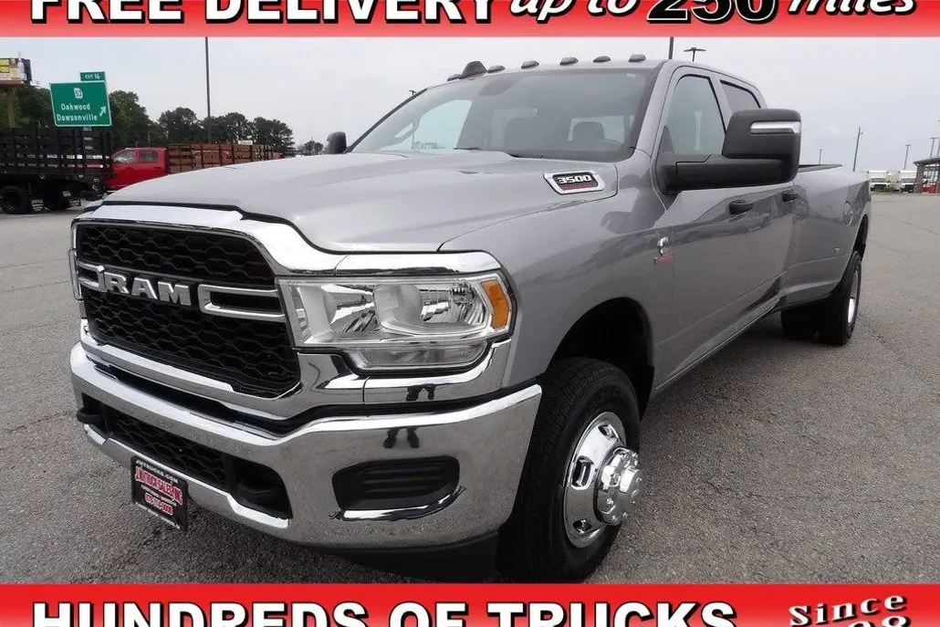 2023 Ram 3500 photo 1