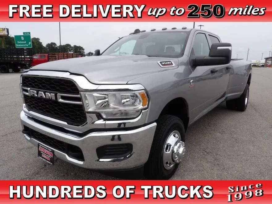2023 Ram 3500 photo 1