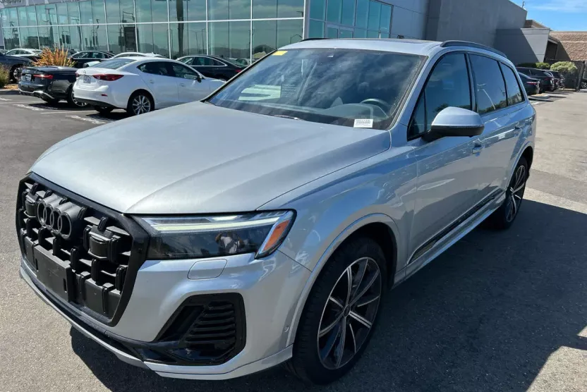 2025 Audi Q7 Premium Plus 45 photo 1