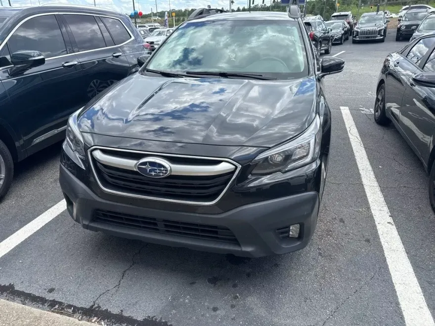 2022 Subaru Outback Premium photo 1