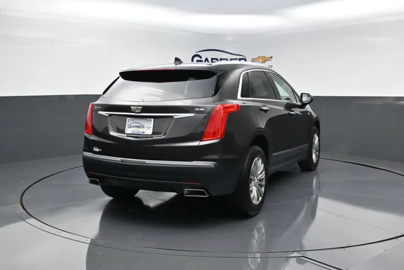 2018 Cadillac XT5 Luxury photo 1