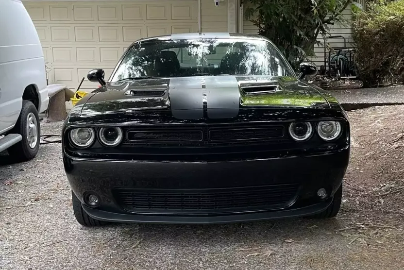 2023 Dodge Challenger SXT photo 1