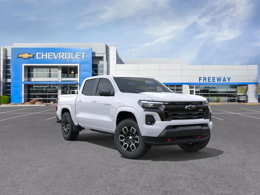 2026 Chevrolet Colorado Z71 photo 1