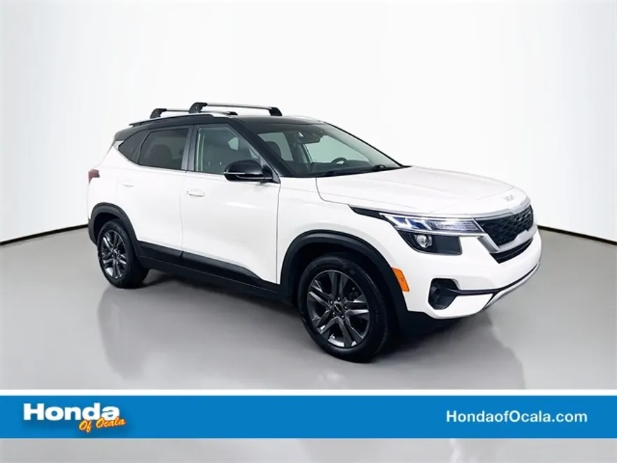 2023 Kia Seltos S photo 1