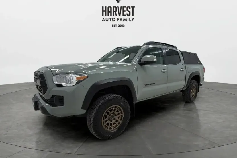 2023 Toyota Tacoma SR5 photo 1
