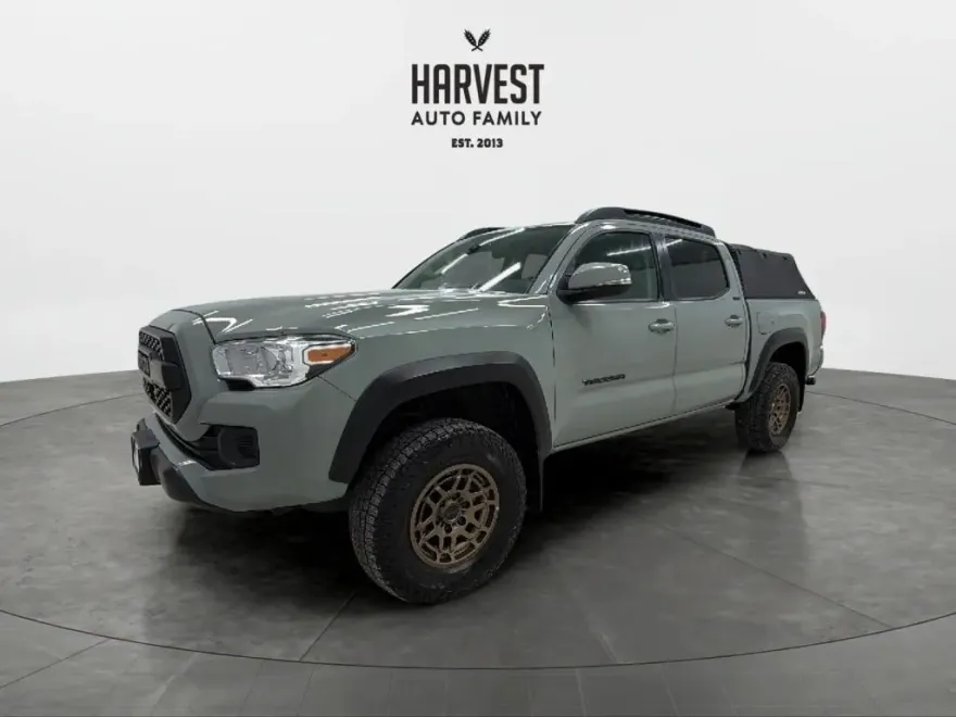 2023 Toyota Tacoma SR5 photo 1