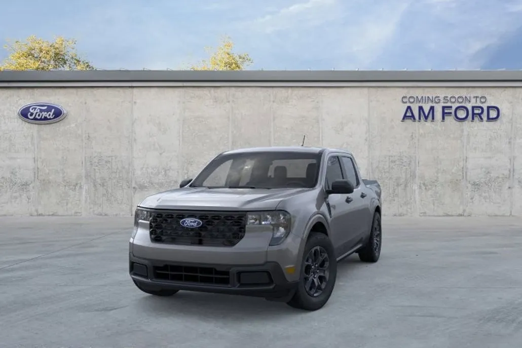 2025 Ford Maverick XLT photo 1