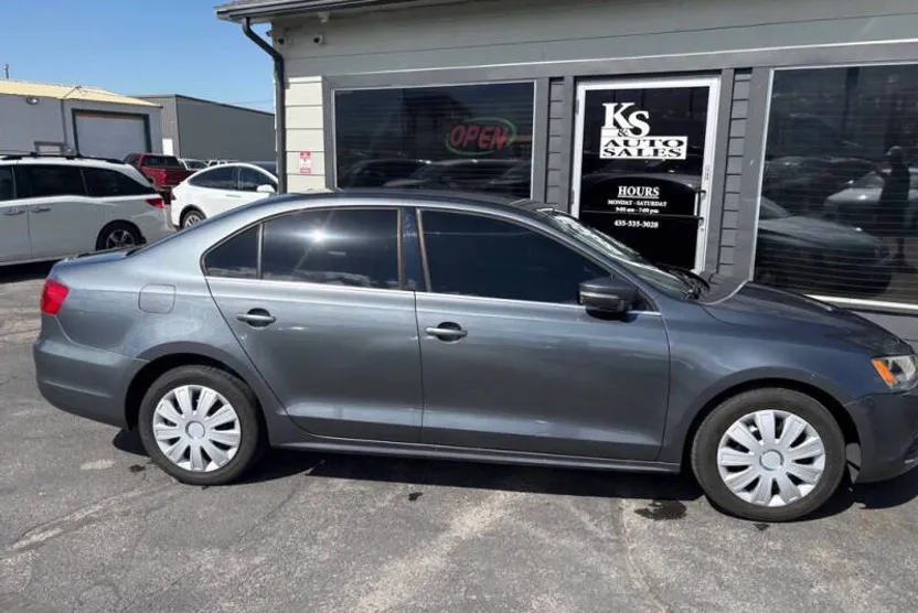 2013 Volkswagen Jetta SE photo 1