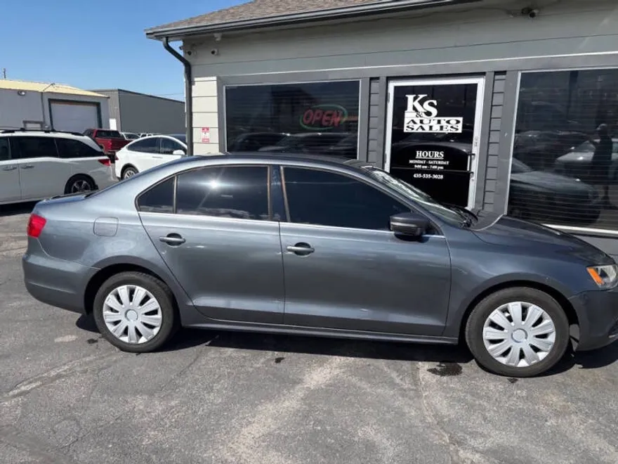 2013 Volkswagen Jetta SE photo 1