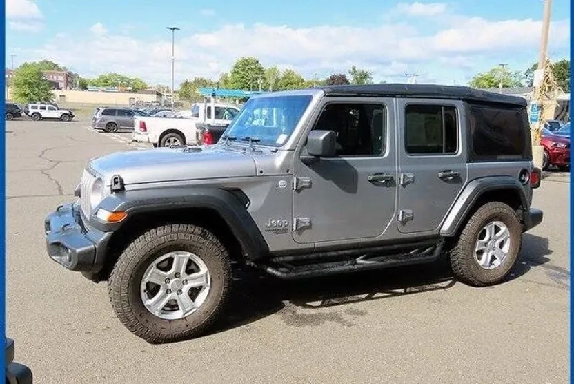 2020 Jeep Wrangler Unlimited Sport S photo 1