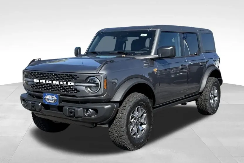 2025 Ford Bronco Badlands photo 1