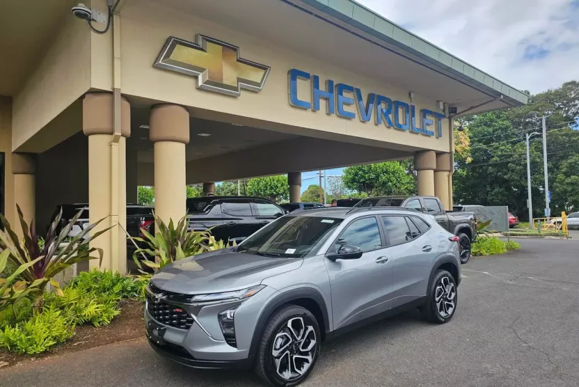 2025 Chevrolet Trax photo 1