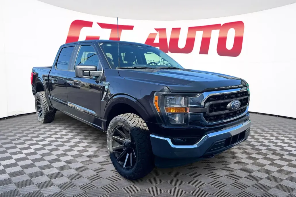 2023 Ford F-150 XLT photo 1