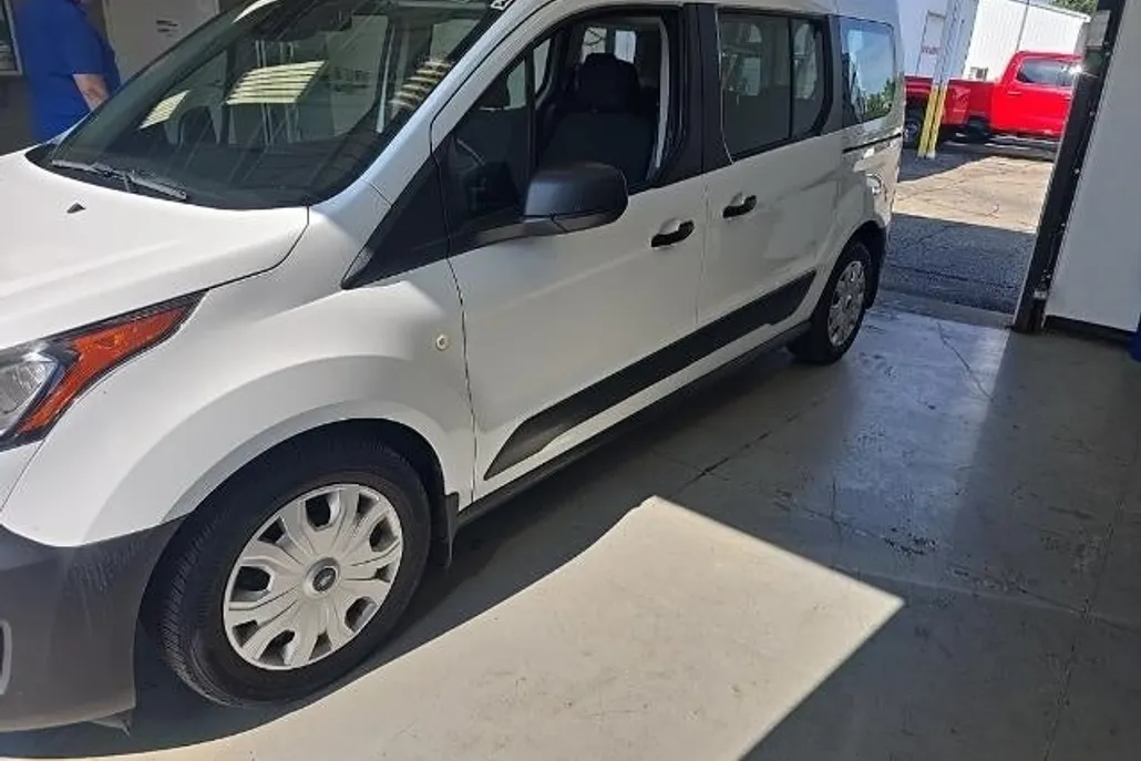 2022 Ford Transit XL photo 1