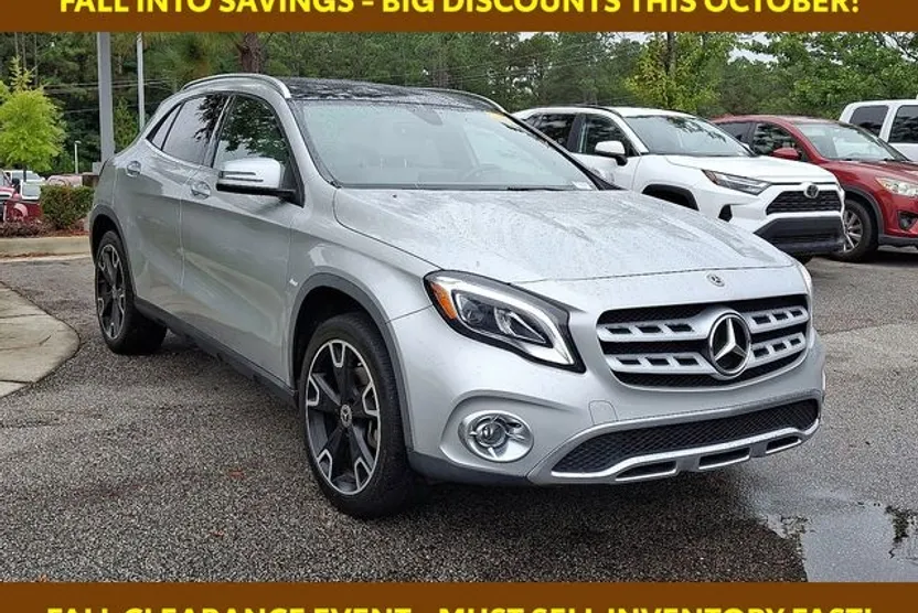 2018 Mercedes Benz GLA 250 photo 1