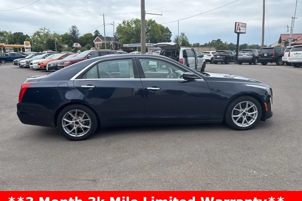 2016 Cadillac CTS Luxury photo 1