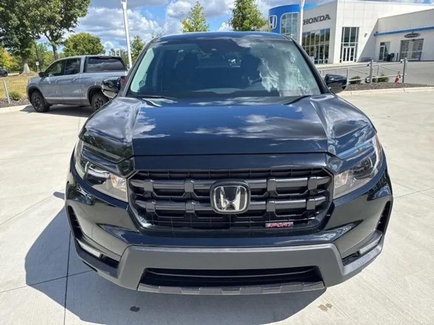 2024 Honda Ridgeline Sport photo 1