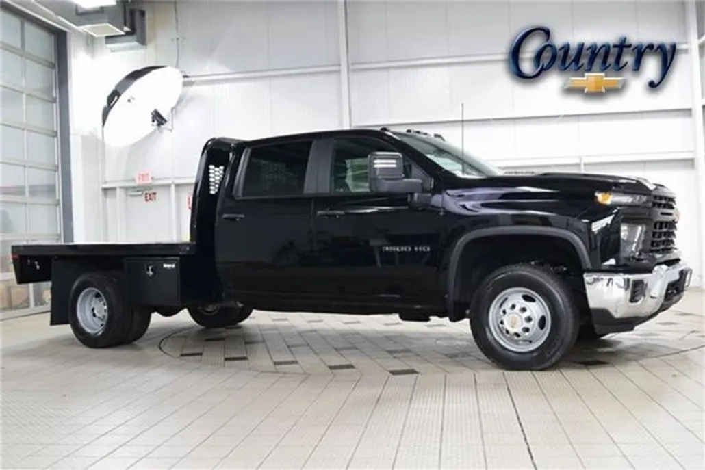 2025 Chevrolet Silverado 3500HD Work Truck photo 1