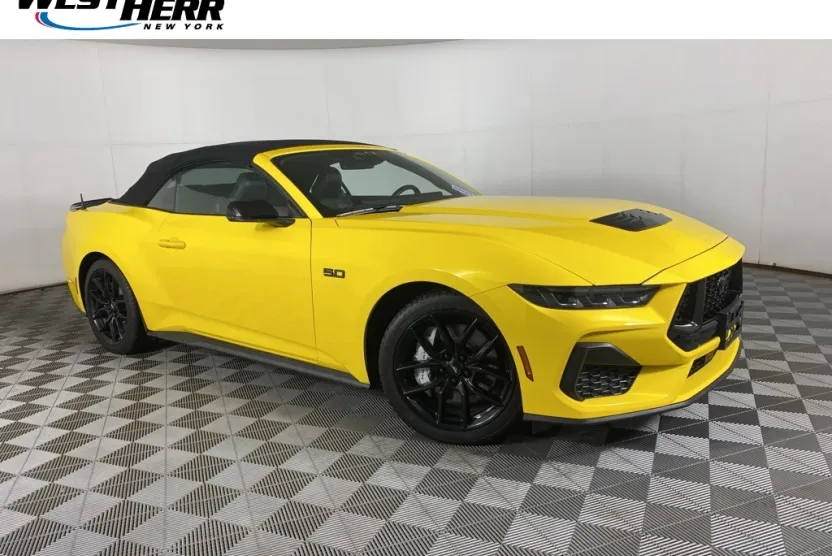 2024 Ford Mustang GT Premium Convertible photo 1