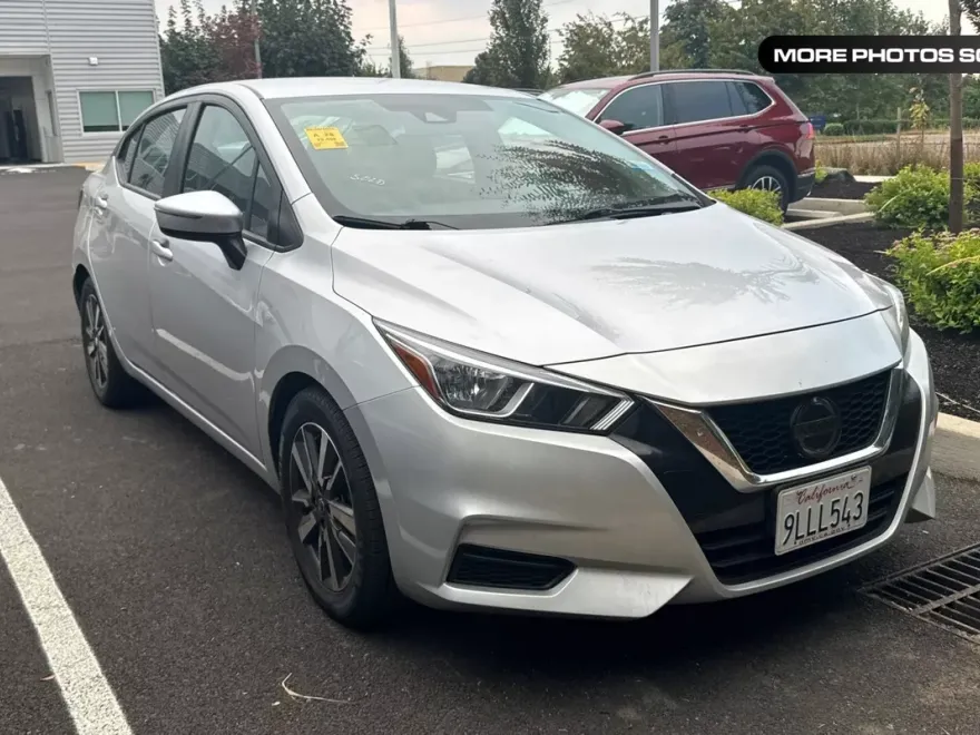 2021 Nissan Versa 1.6 SV photo 1
