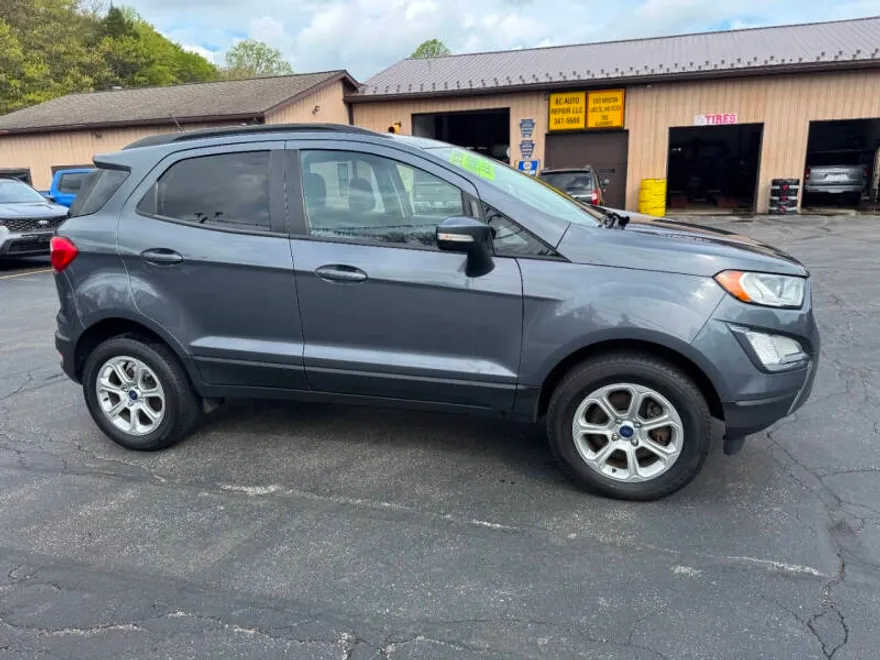 2018 Ford EcoSport SE photo 1