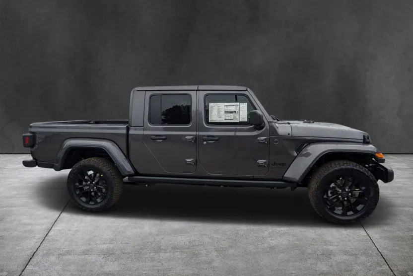 2025 Jeep Gladiator Sport photo 1