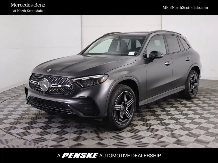 2026 Mercedes Benz GLC 300 4MATIC photo 1