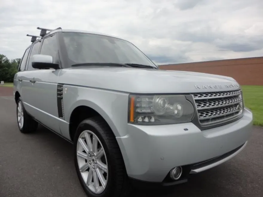 2010 Land Rover Range Rover SuperCharged photo 1