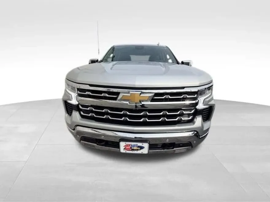 2022 Chevrolet Silverado 1500 LTZ photo 1