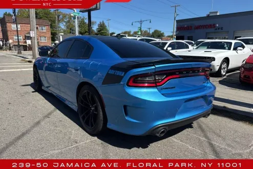 2023 Dodge Charger R/T Scat Pack photo 3
