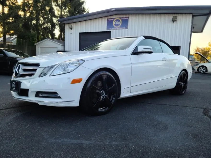 2013 Mercedes Benz E Cabriolet 350 photo 1