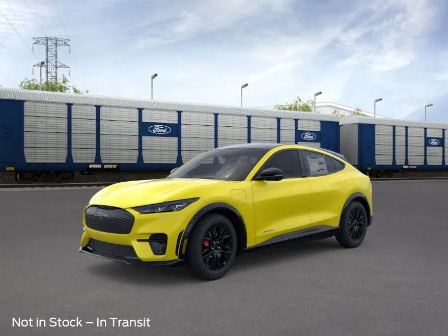 2025 Ford Mustang Mach-E Premium photo 1