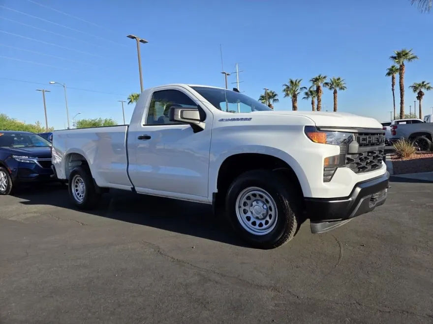 2026 Chevrolet Silverado 1500 photo 1
