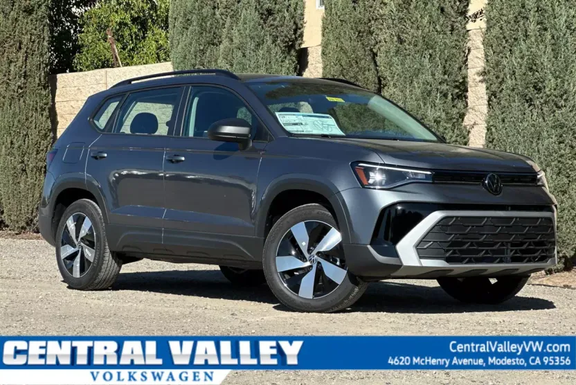 2025 Volkswagen Taos S photo 1