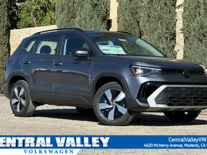 2025 Volkswagen Taos S photo 1