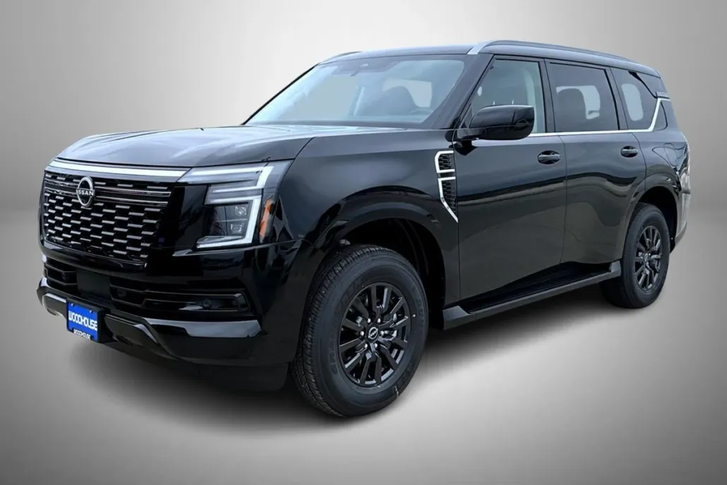 2025 Nissan Armada SV photo 1