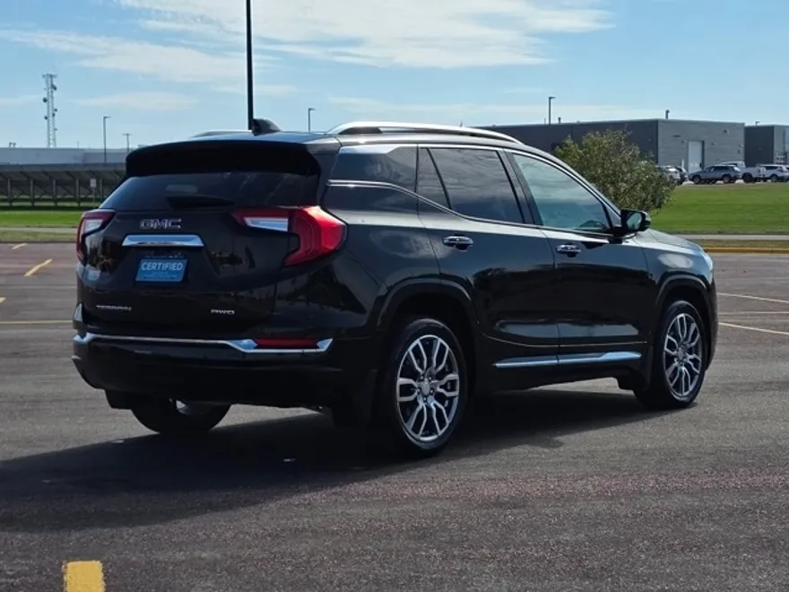 2022 Gmc Terrain Denali photo 1