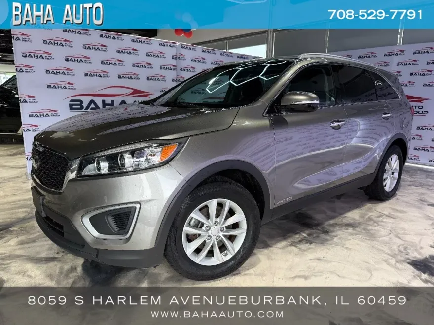2017 Kia Sorento LX V6 photo 1