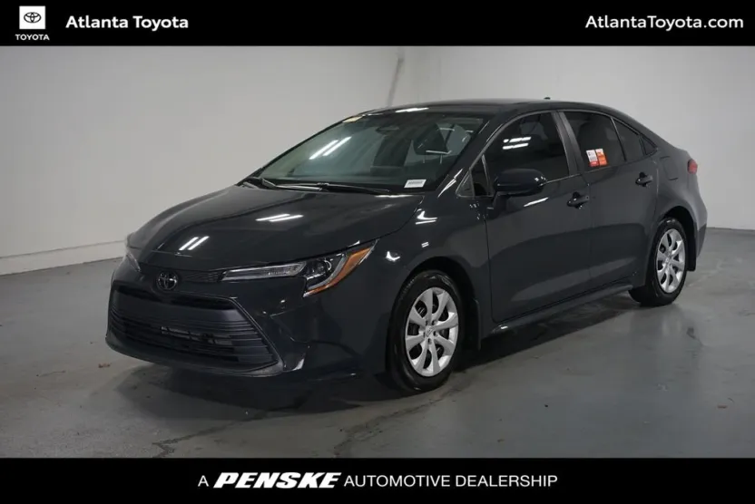 2024 Toyota Corolla LE photo 1