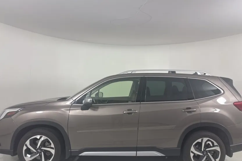 2024 Subaru Forester Touring photo 1